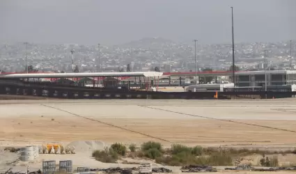 Construccin de garita Otay II