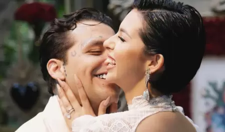 Christian Nodal y �ngela Aguilar