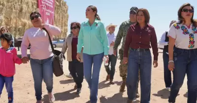 Enntrega de apoyos pecuarios y rurales en Villa de Jess Mara