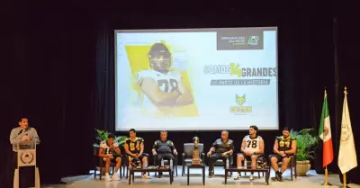 Equipo de Liga Mayor de los Zorros de CETYS Universidad