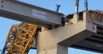 Colapsa gra y estructura metlica en obras del viaducto elevado en Tijuana