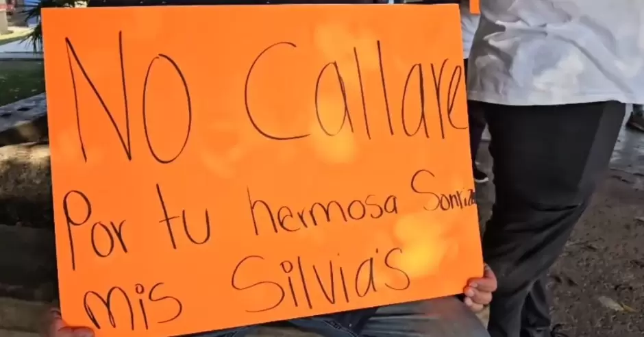 Familiares y amigos de Silvia Aurora Lpez