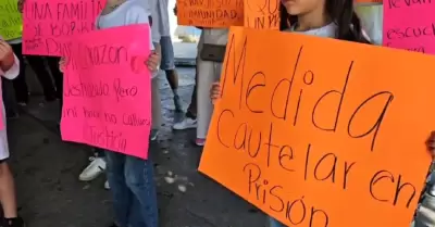 Familiares y amigos de Silvia Aurora Lpez