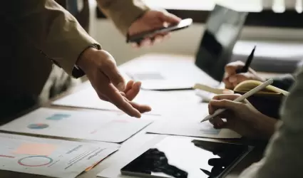 Conocer al cliente y usar datos bien es clave para destacar.