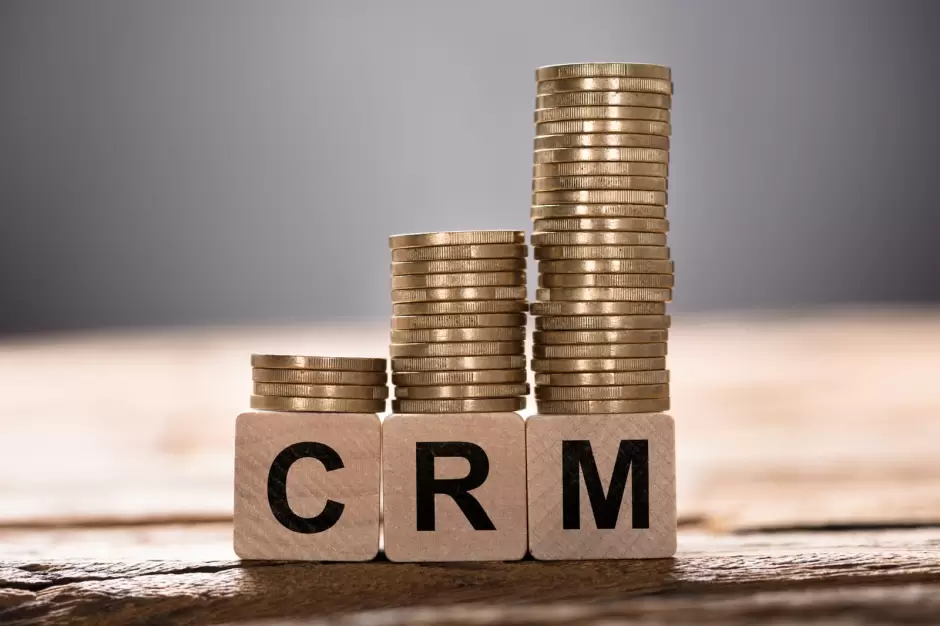 Detectar tendencias permite ajustar inventarios y campaas, mejorando respuesta ante demanda.