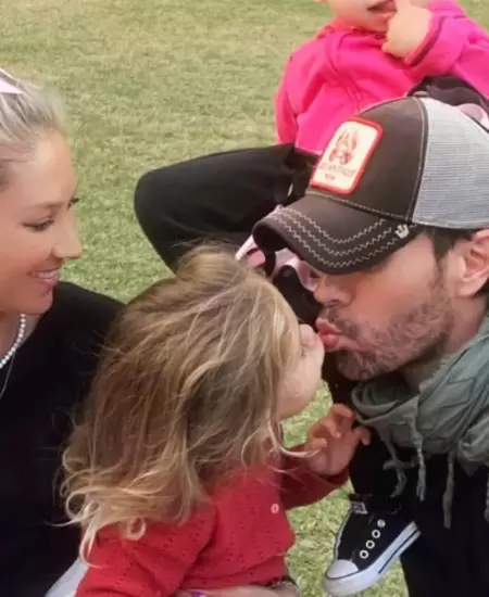 Enrique Iglesias y Anna Kournikova