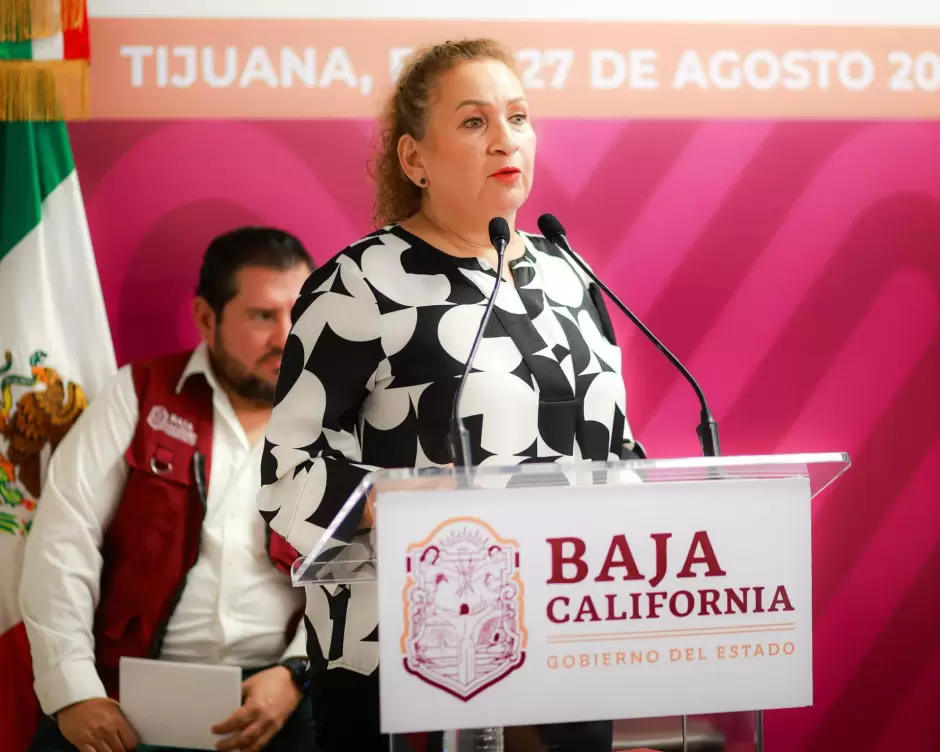 Irma Martnez Manrquez, Secretaria de Educacin de Baja California