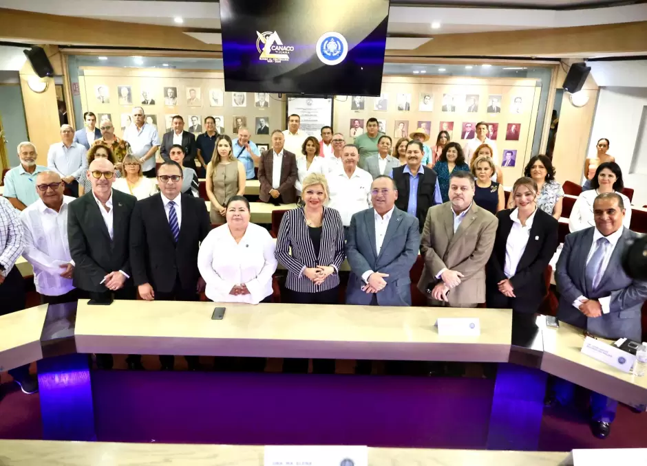 Instalación de un módulo de atención en Canaco Tijuana