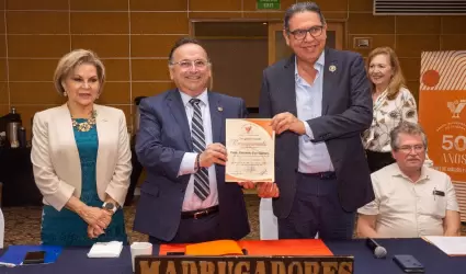 Olivaldo Paz con Madrugadores de Tijuana