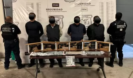 Detienen a falsos escoltas con arsenal en Tijuana