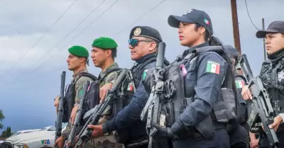 Operativo agentes policas