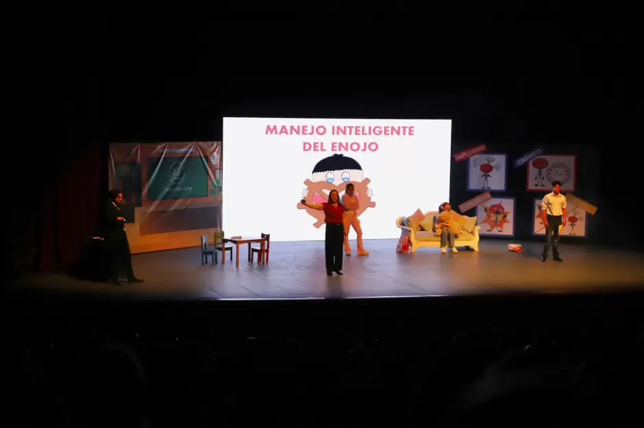 Fortalecen habilidades socioemocionales de docentes de Baja California