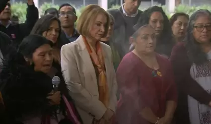 Chamana tzotzil realiza limpia a nueva presidenta del Senado