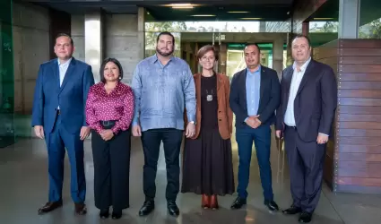 Alianza estratgica entre Correos de Mxico y Mexicana de Aviacin