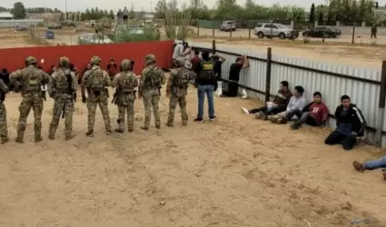 Migrantes detenidos en El Paso, Texas