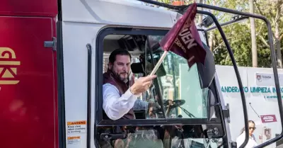 Banderazo de arranque al programa integral de limpieza de vialidades
