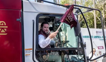 Banderazo de arranque al programa integral de limpieza de vialidades