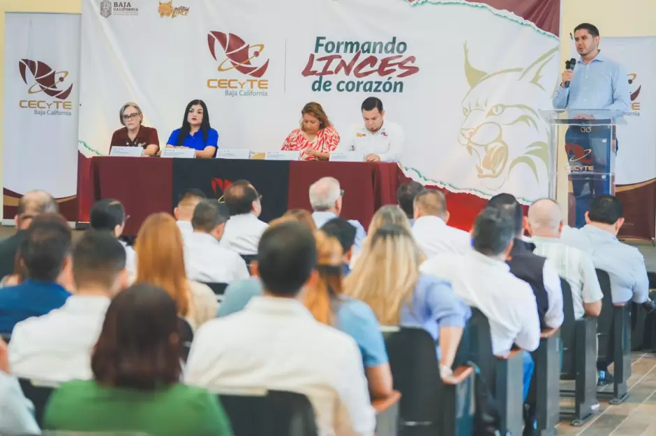 Capacitacin de seguridad escolar