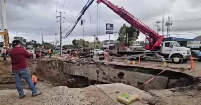 Fuga de agua Lomas de La Presa del acueducto Florido-Aguaje