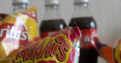 Refrescos, comida chatarra, frituras