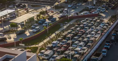 autos retenidos en garita de El Chaparral