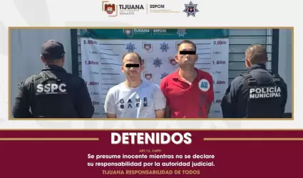 Presuntos responsables de robo con violencia en comercio