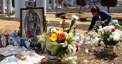 Memorial colocado en el lugar donde ocurri la explosin de pipa de gas, en Puen