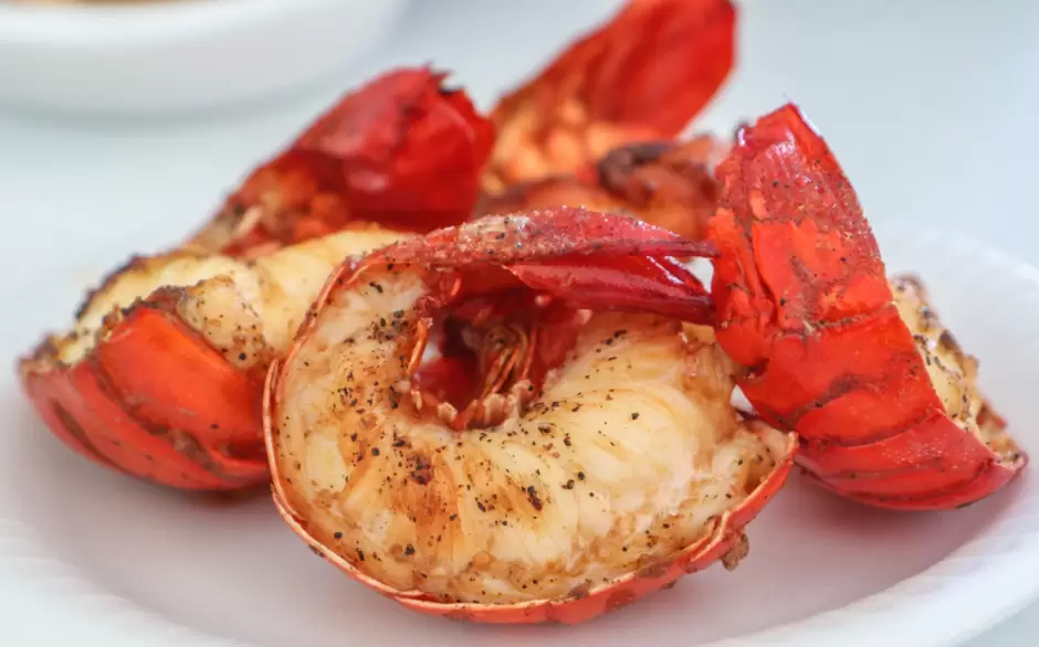 Temporada de pesca de langosta roja del Pacfico