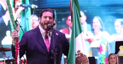 Encabeza Ismael Burgueo Ruiz Ceremonia del CCXV Aniversario del Grito de Indepe