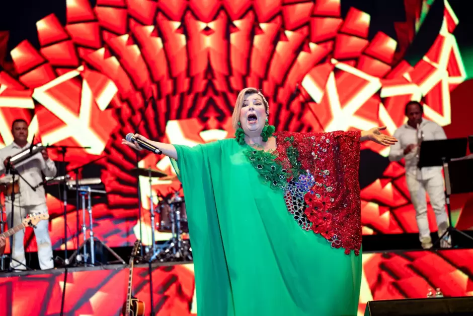 Encabeza Ismael Burgueo Ruiz Ceremonia del CCXV Aniversario del Grito de Independencia en Tijuana