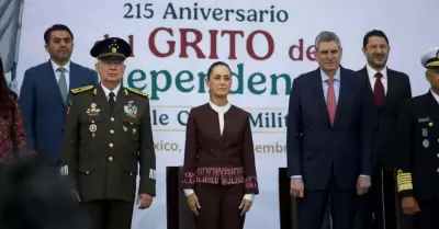 Claudia Sheinbaum Pardo encabeza el Pase de Revistas previo al Desfile Cvico Mi