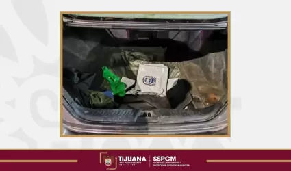 Aseguran a tres personas vctimas de trfico humano en la garita de Otay