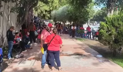 Maestros del Sindicato Estatal de Trabajadores de la Educacin en Baja Californi