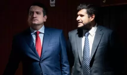 Andrs Manuel y Gonzalo Lpez Beltrn