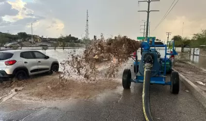 Atencin de encharcamientos tras intensas lluvias en Mexicali y San Felipe