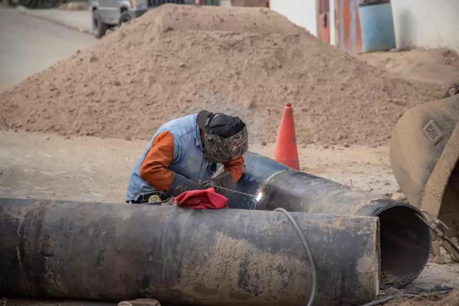 Trabajos de reparación en línea de impulsión en Cañón del Sainz