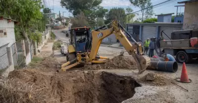 Trabajos de reparacin en lnea de impulsin en Can del Sainz