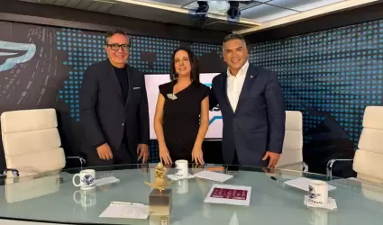 David Aponte y Maite Azuela con "Alito" Moreno