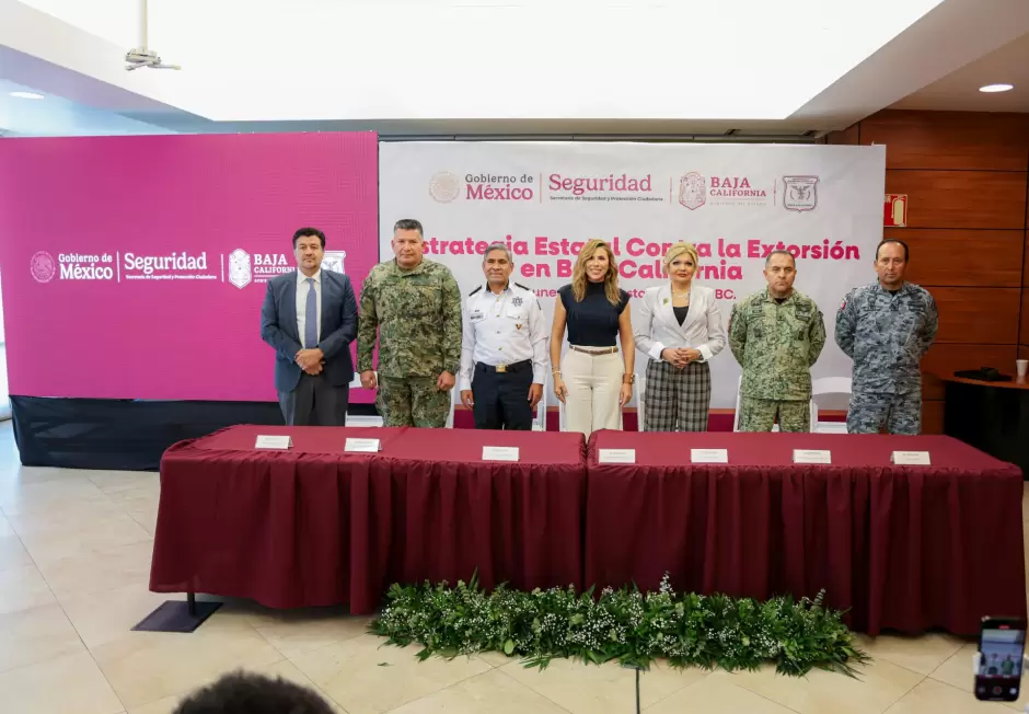 Gobernadora Marina del Pilar destaca reforma constitucional