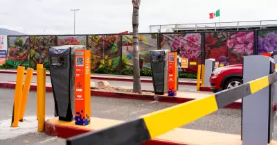 Estacionamientos de plazas y centros comerciales