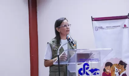 Mnica Vega toma protesta a Red de Personas Embajadoras por el Bienestar Animal