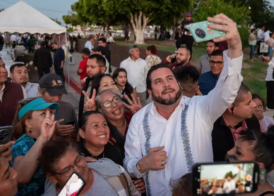 Asiste Ismael Burgueo al informe 'La Transformacin Avanza'