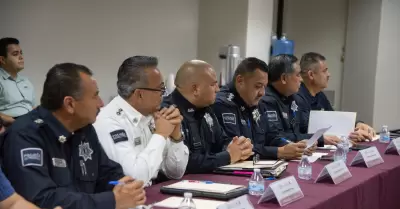 Fortalecen estrategias para garantizar entornos escolares seguros