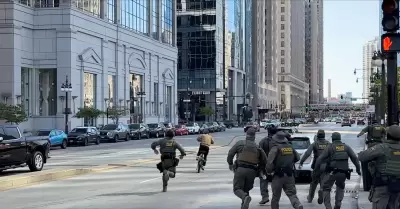 Ciclista huyendo de ICE