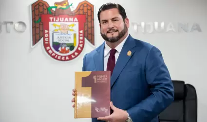 Presenta Ismael Burgueo su primer Informe de Gobierno