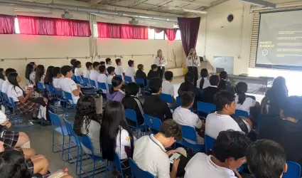 Taller a estudiantes de nivel medio superior