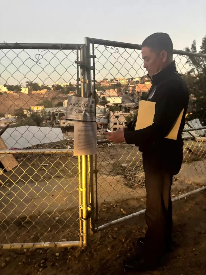 Canino rescatado en Tijuana, víctima de maltrato animal