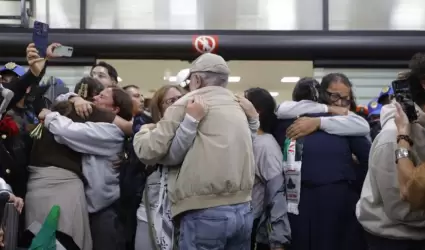 Llegan a Mxico los connacionales que fueron detenidos por Israel