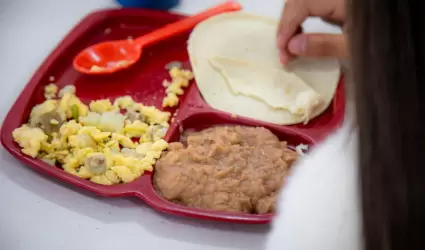 Desayunos escolares en Tijuana