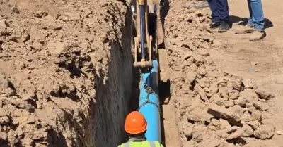 Construccin de lnea de alimentacin de agua potable en ejido Veracruz 2